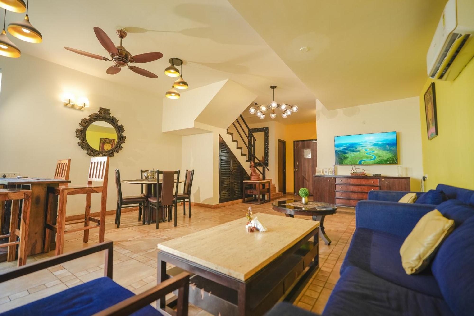 Villa M - Jia 3: Poolside Retreat in Candolim Exterior photo