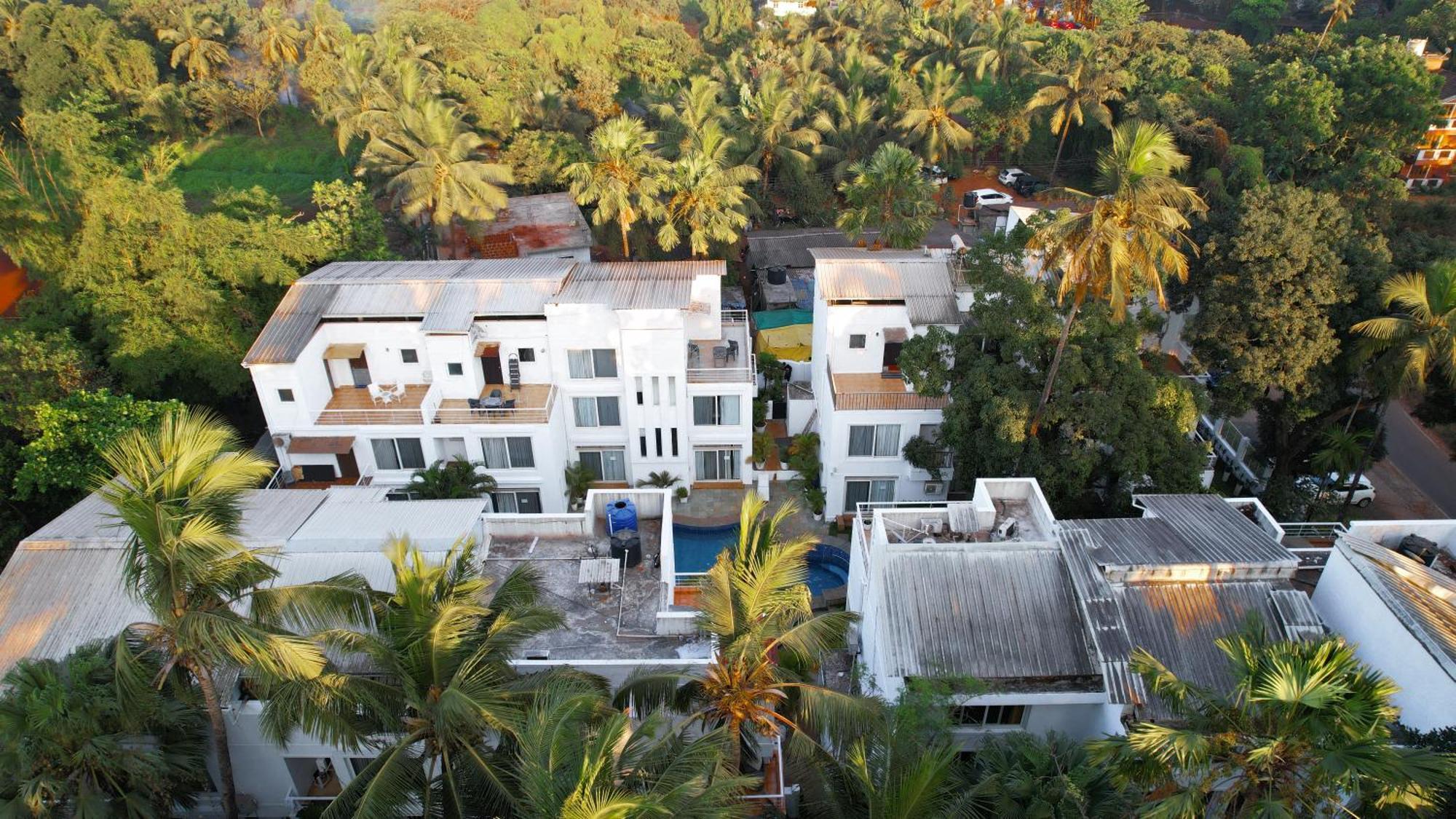 Villa M - Jia 3: Poolside Retreat in Candolim Exterior photo